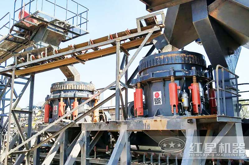 頁(yè)巖破碎加工客戶(hù)現(xiàn)場(chǎng)實(shí)拍 頁(yè)巖破碎加工客戶(hù)現(xiàn)場(chǎng)實(shí)拍